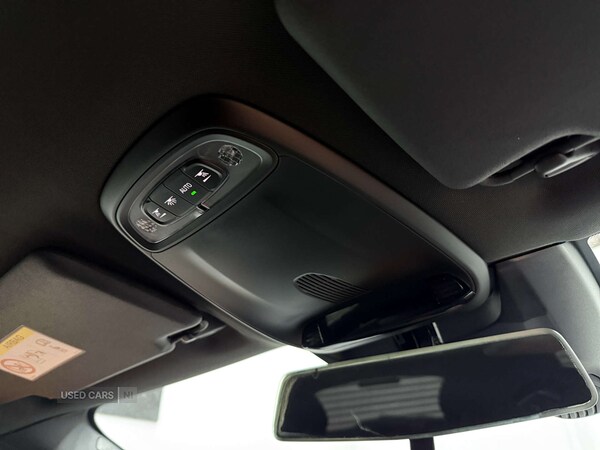 Used Volvo V40 2016 for sale - 76729320: Photo 33