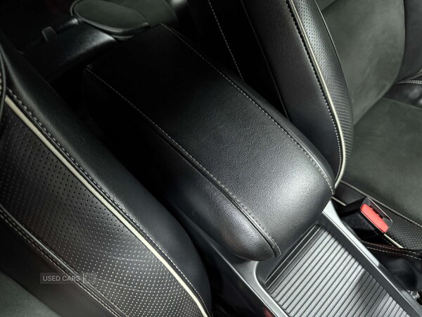 Used Volvo V40 2016 for sale - 76729320: Photo 41