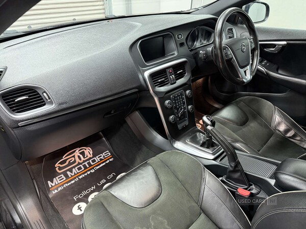 Used Volvo V40 2016 for sale - 76729320: Photo 44