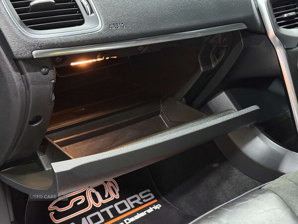 Used Volvo V40 2016 for sale - 76729320: Photo 46