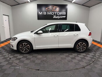 Used Volkswagen Golf 2019 for sale - 74959508: Photo