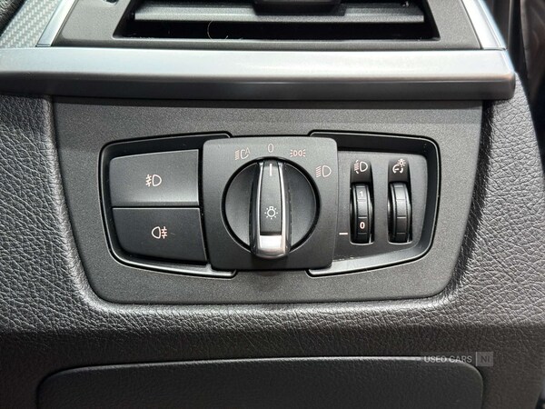 Used BMW 3 Series 2018 for sale - 77401012: Photo 29