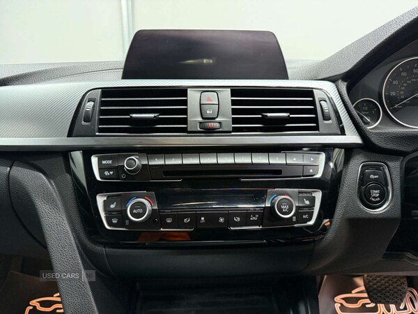 Used BMW 3 Series 2018 for sale - 77401012: Photo 32