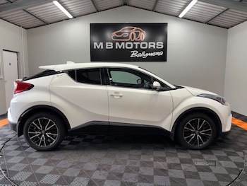 Used Toyota C-HR 2017 for sale - 79521964: Photo