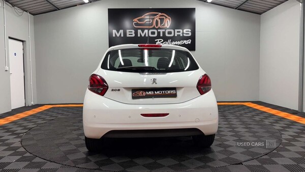 Used Peugeot 208 2018 for sale - 76123267: Photo 14