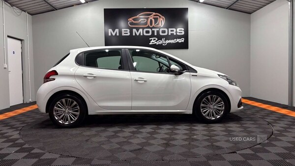 Used Peugeot 208 2018 for sale - 76123267: Photo 16