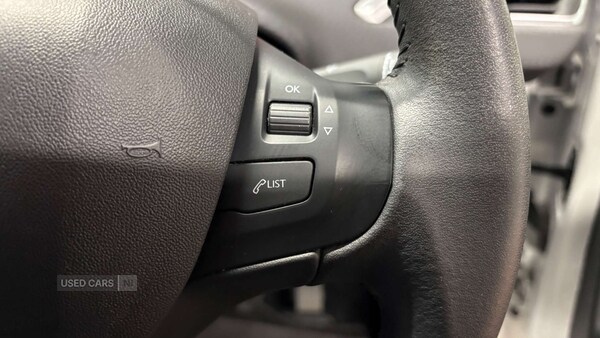 Used Peugeot 208 2018 for sale - 76123267: Photo 38
