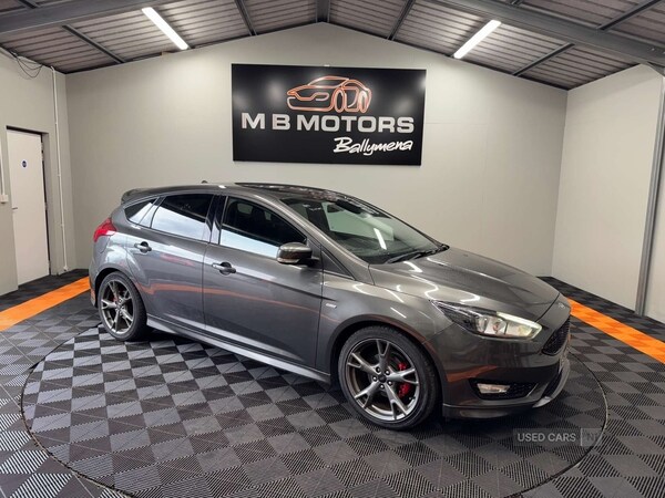 Used Ford Focus 2017 for sale - 76371853: Photo 1