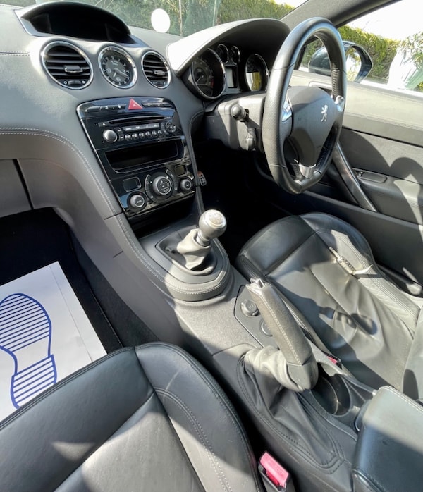 Used Peugeot RCZ 2010 for sale - 62651624: Photo 17