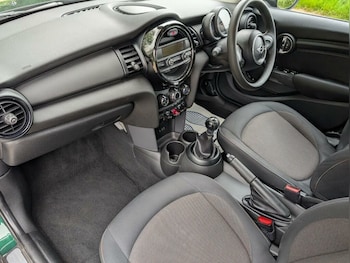 Used MINI Hatch 2017 for sale - 77501128: Photo