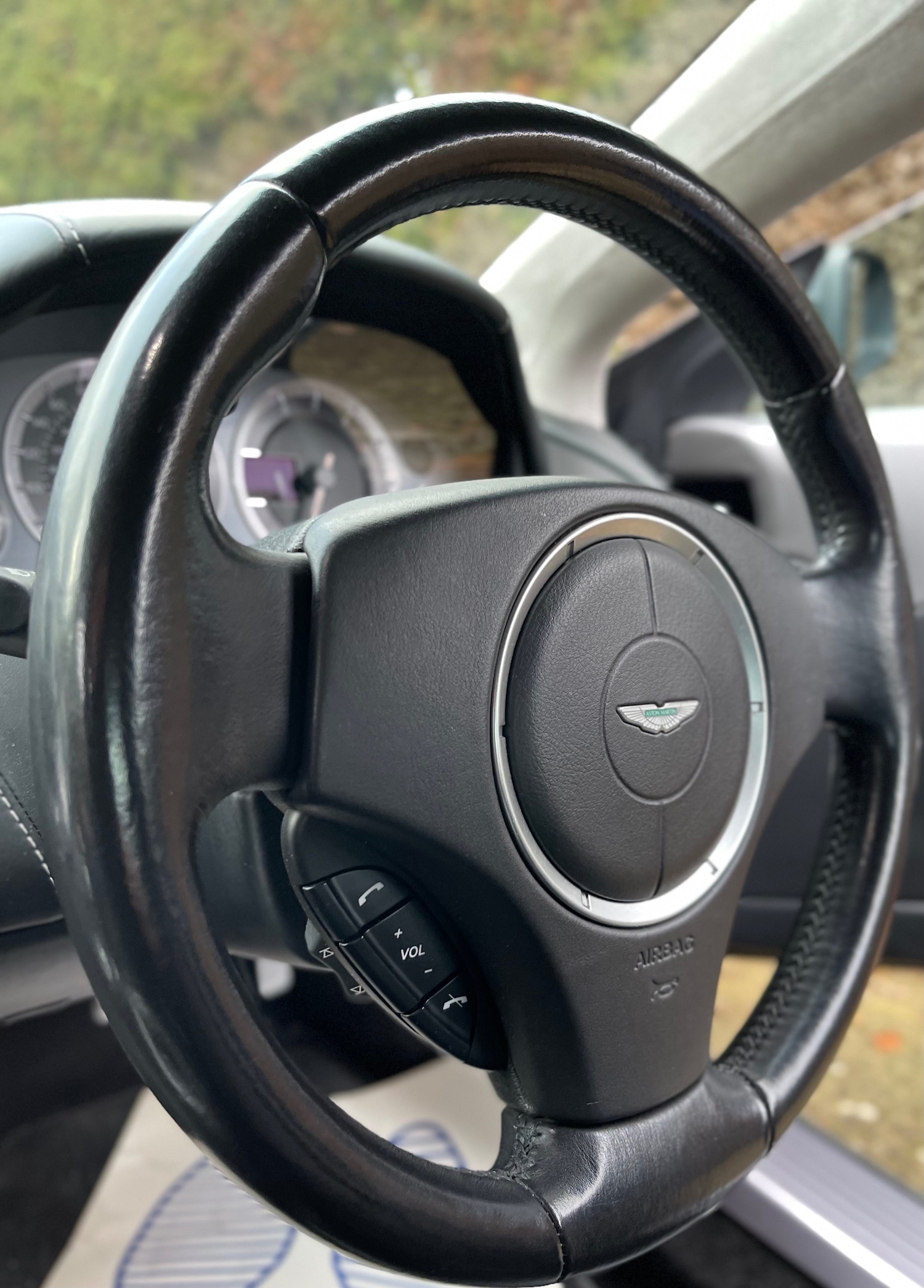 Used Aston Martin DB9 2008 for sale - 77232389: Photo 19