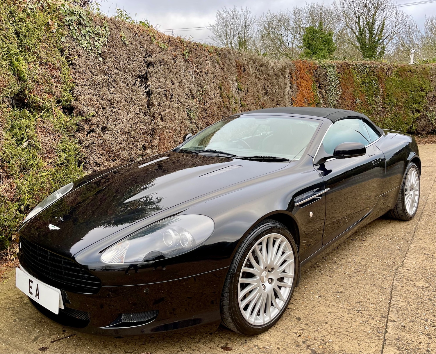 Used Aston Martin DB9 2008 for sale - 77232389: Photo 2