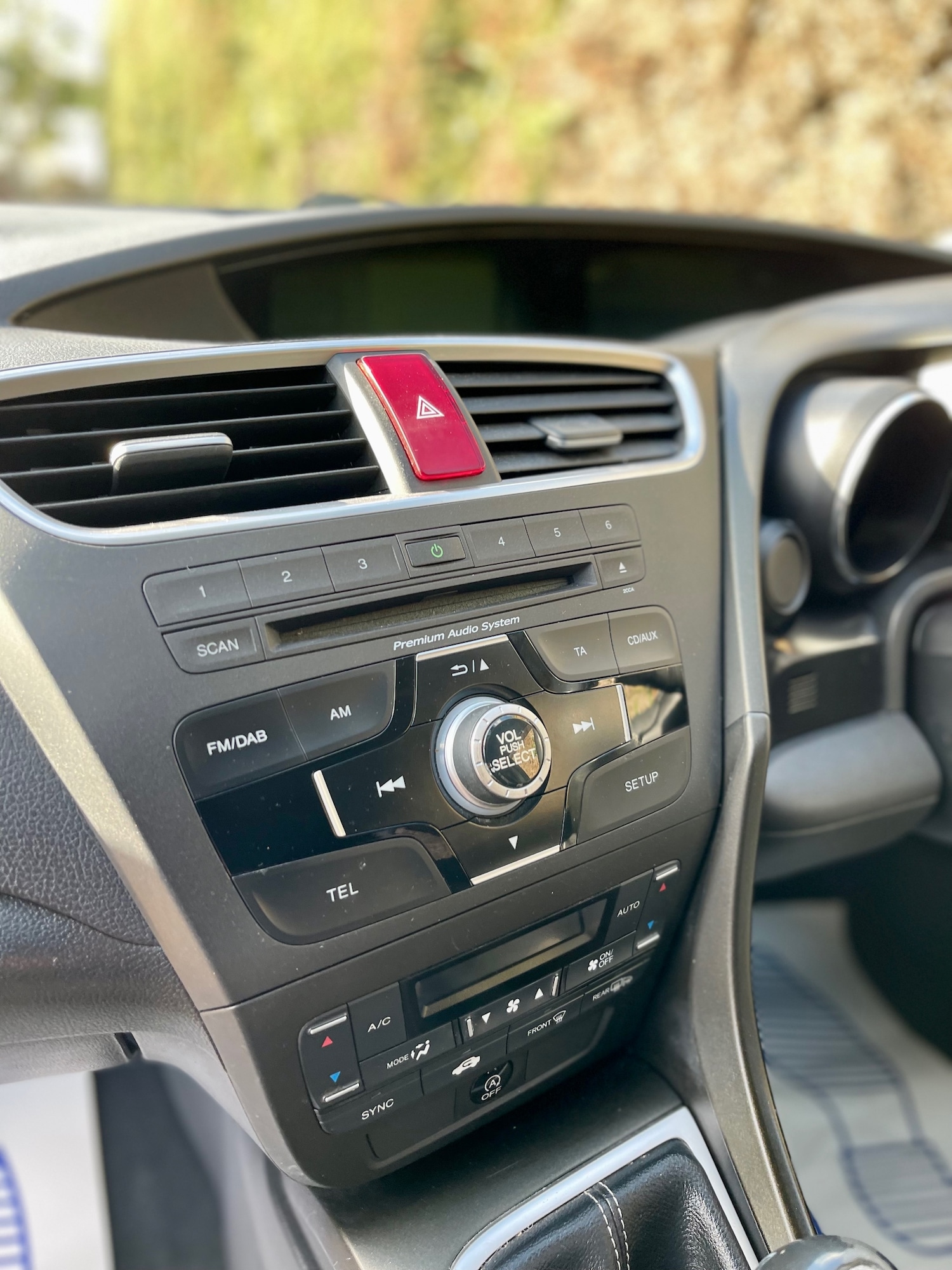 Used Honda Civic 2014 for sale - 76373998: Photo 14