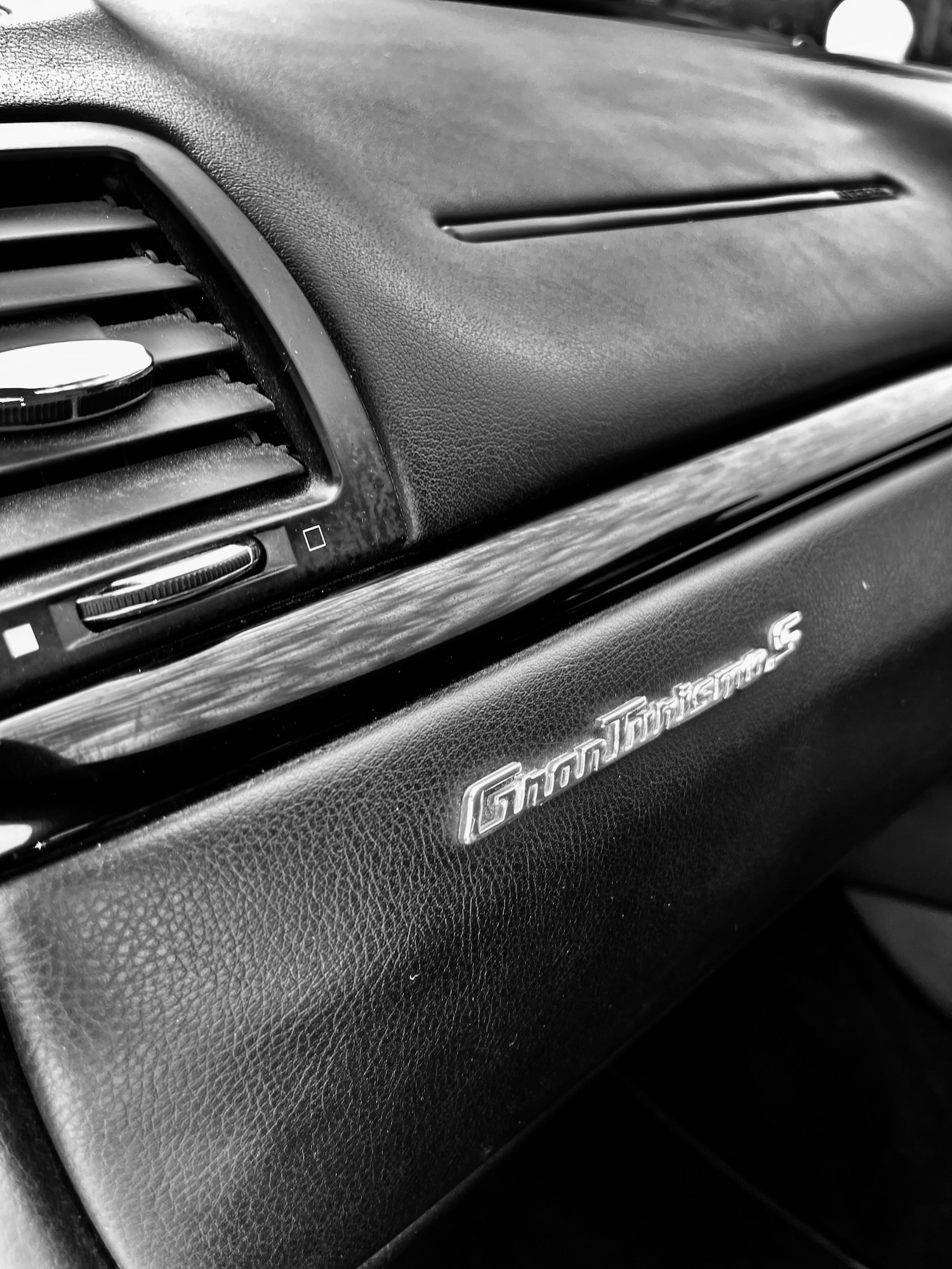 Used Maserati Granturismo 2010 for sale - 78092499: Photo 32