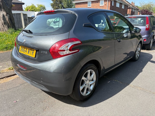 Used Peugeot 208 2015 for sale - 75039072: Photo 7