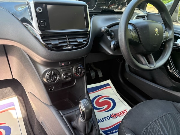 Used Peugeot 208 2015 for sale - 75039072: Photo 9