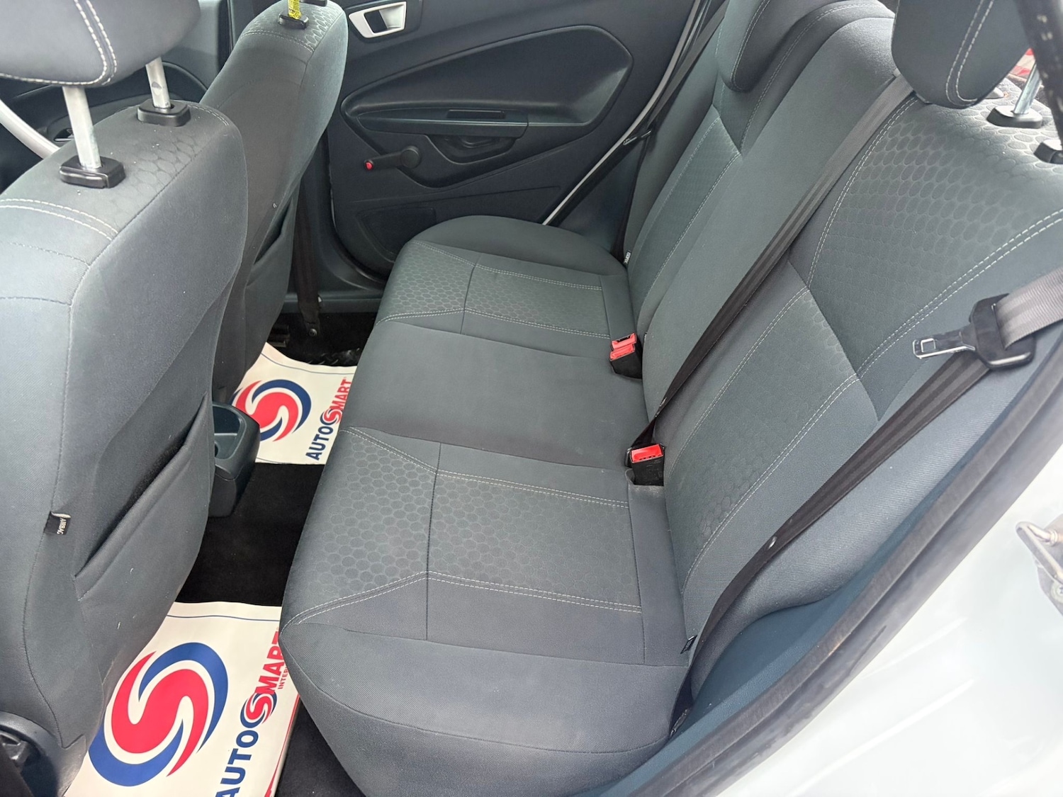 Used Ford Fiesta 2012 for sale - 77247469: Photo 9