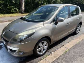 2010 (10) - 1.5 dCi 106 Dynamique TomTom 5dr