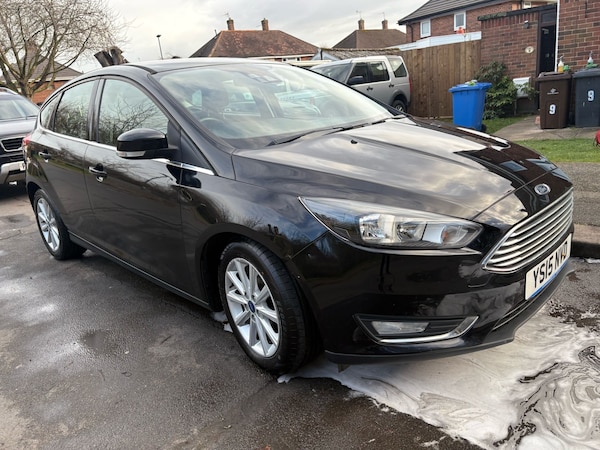 Used Ford Focus 2015 for sale - 75039597: Photo 5
