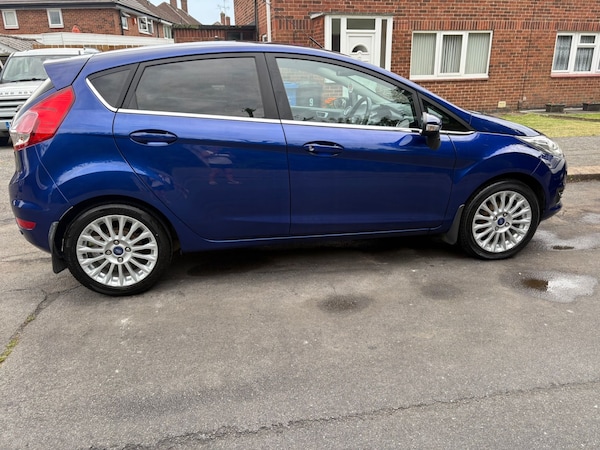 Used Ford Fiesta 2014 for sale - 75091658: Photo 5