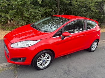 Used Ford Fiesta 2015 for sale - 79515604: Photo