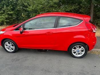 Used Ford Fiesta 2015 for sale - 79515604: Photo