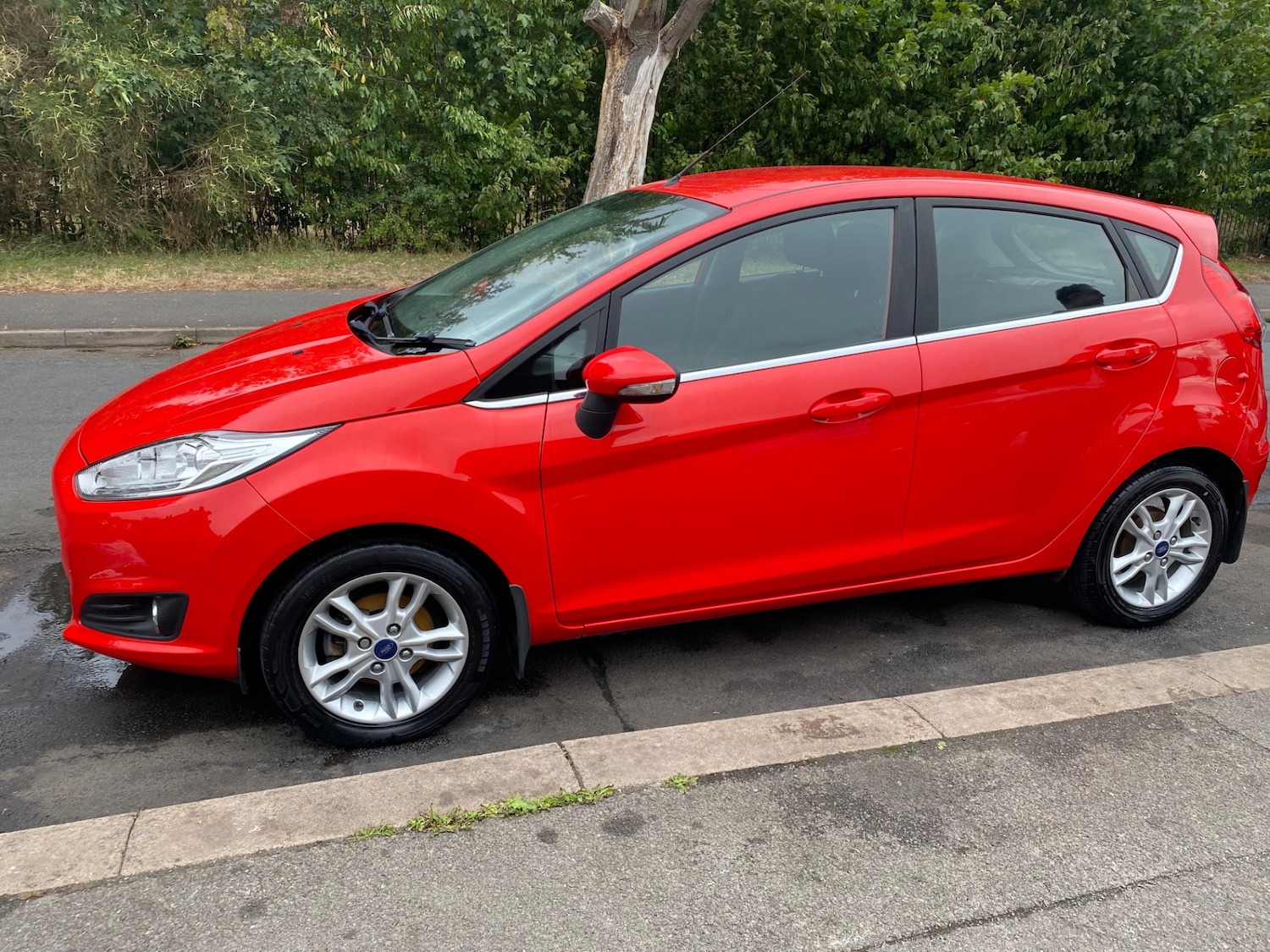 Used Ford Fiesta 2015 for sale - 75692156: Photo 2