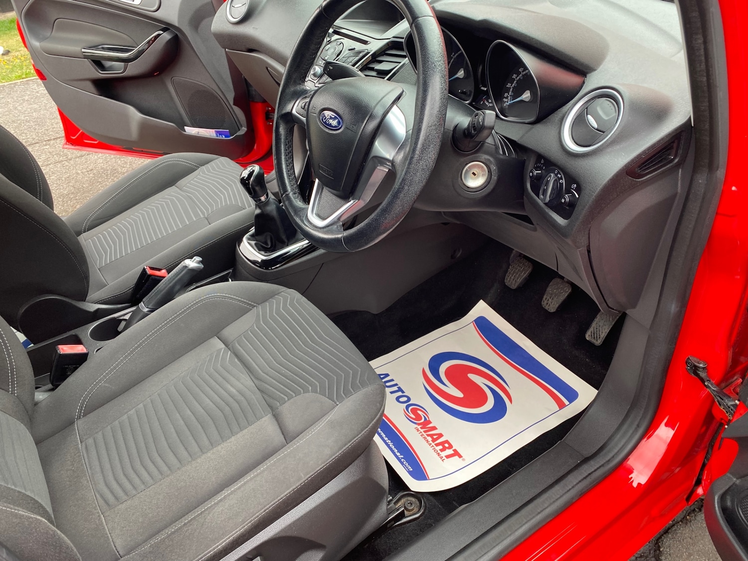 Used Ford Fiesta 2015 for sale - 75692156: Photo 8