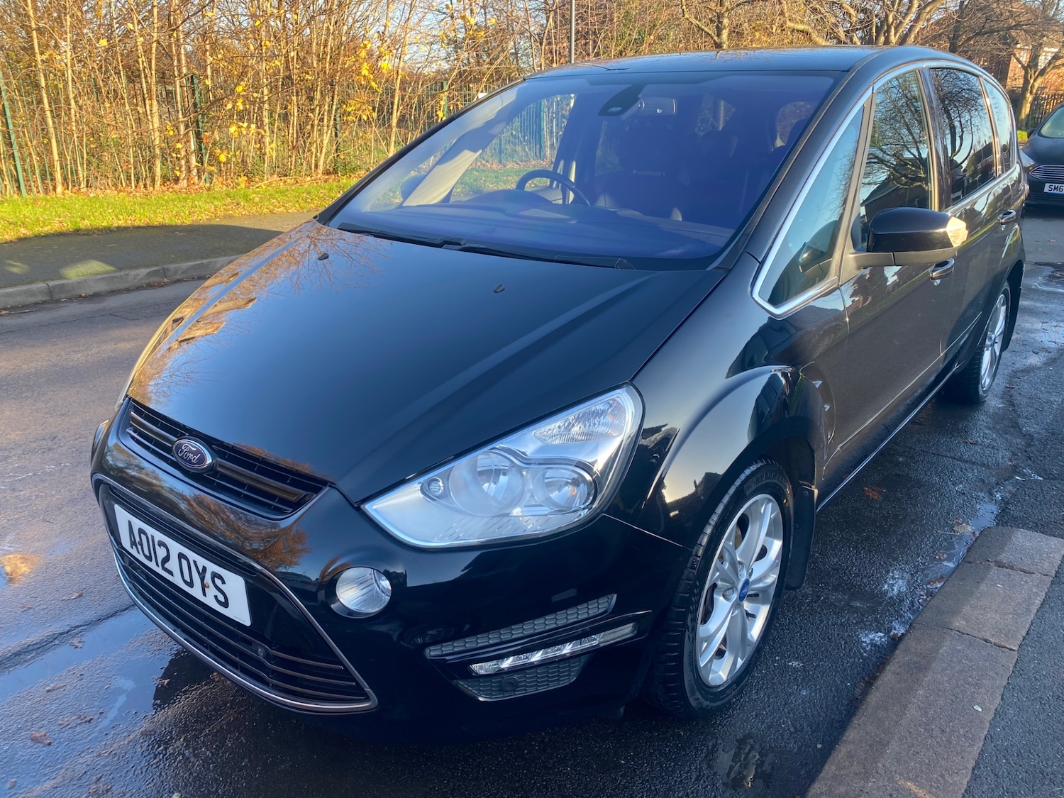 Used Ford S-Max 2012 for sale - 76794732: Photo 1