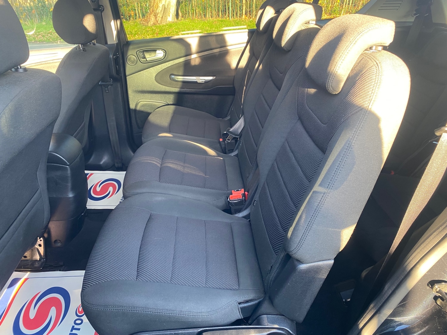 Used Ford S-Max 2012 for sale - 76794732: Photo 11