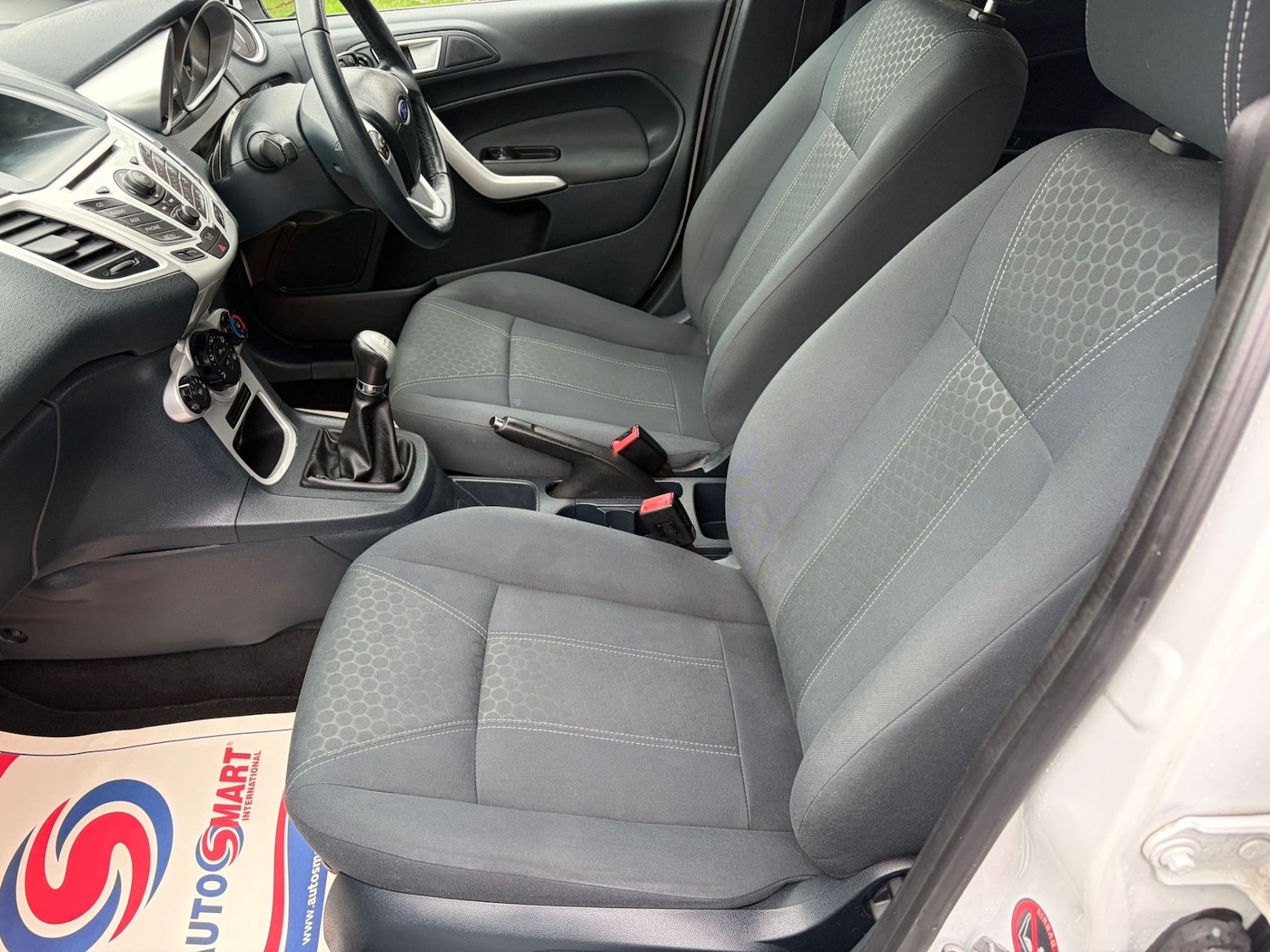 Used Ford Fiesta 2012 for sale - 77298590: Photo 10