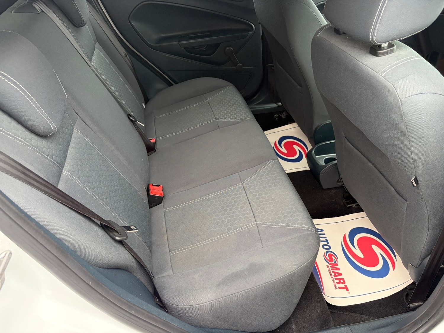 Used Ford Fiesta 2012 for sale - 77298590: Photo 11