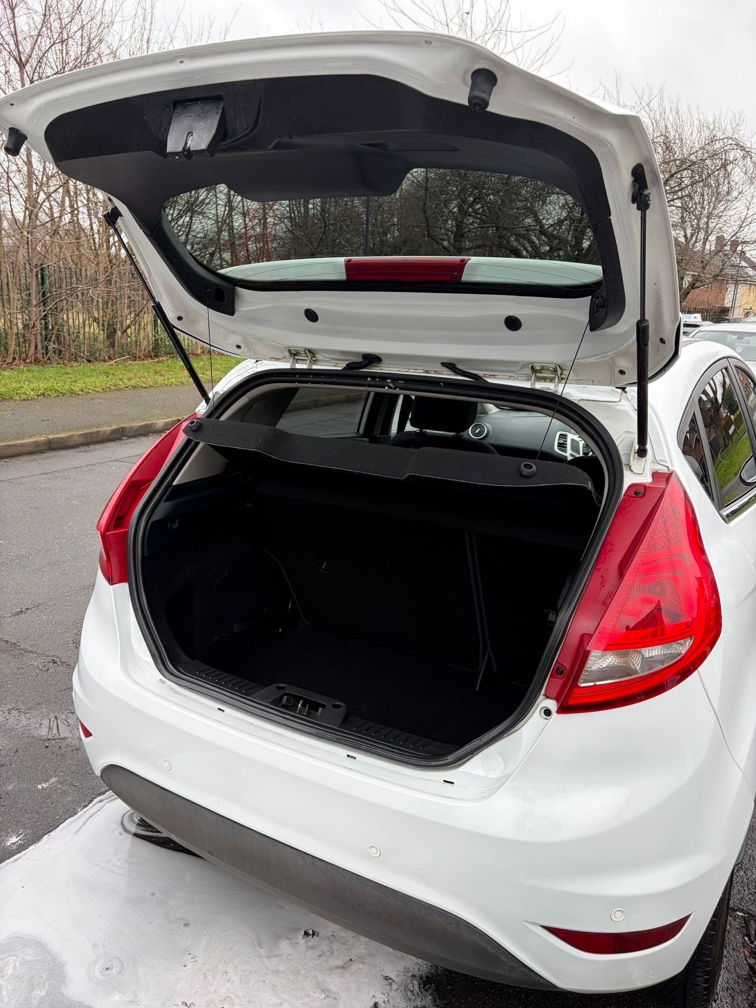 Used Ford Fiesta 2012 for sale - 77298590: Photo 13