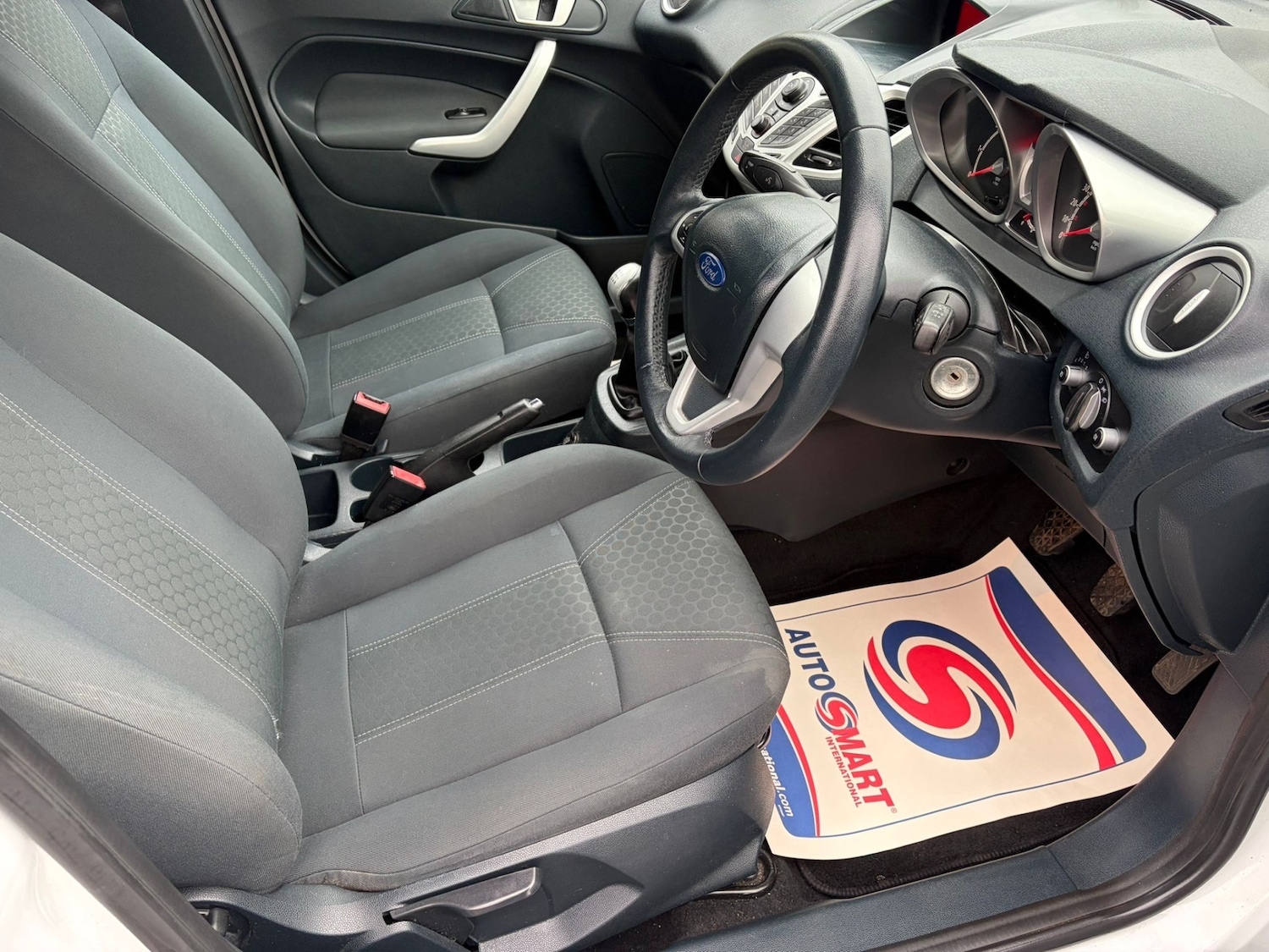 Used Ford Fiesta 2012 for sale - 77298590: Photo 8