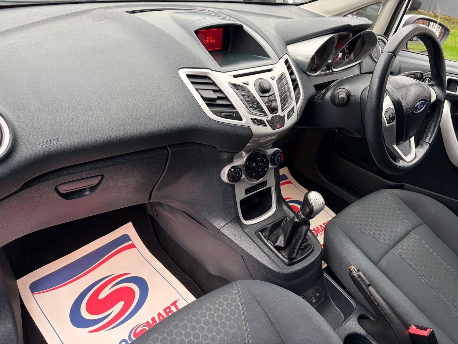 Used Ford Fiesta 2012 for sale - 77298590: Photo 9