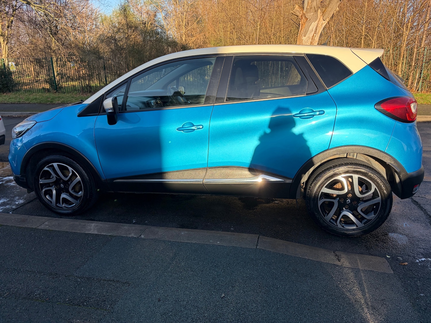 Used Renault Captur 2016 for sale - 76130981: Photo 2