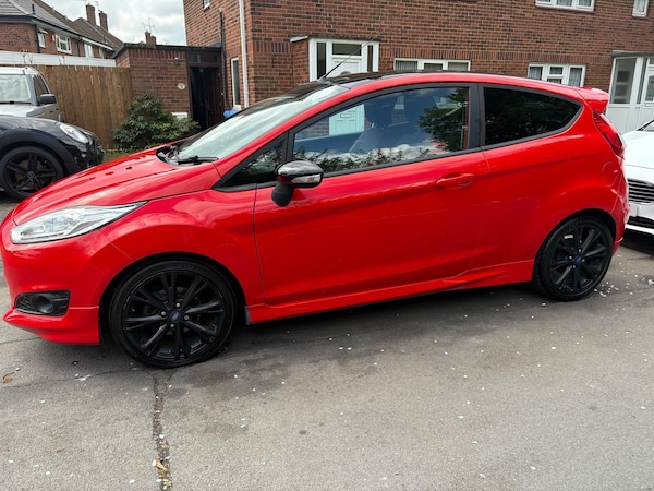 Used Ford Fiesta 2016 for sale - 75037294: Photo 3