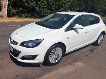Used Vauxhall Astra 2015 for sale - 79164087: Photo