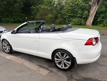 Used Volkswagen EOS 2010 for sale - 78520143: Photo