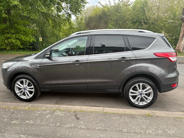 Used Ford Kuga 2015 for sale - 75038278: Photo 3