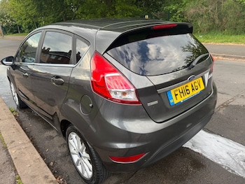 Used Ford Fiesta 2016 for sale - 78392942: Photo