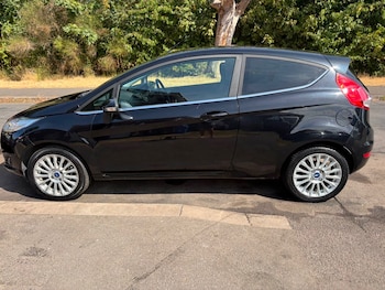Used Ford Fiesta 2014 for sale - 79504562: Photo
