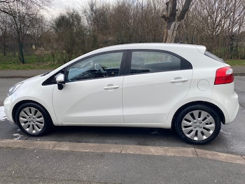 Used Kia Rio 2013 for sale - 75040399: Photo