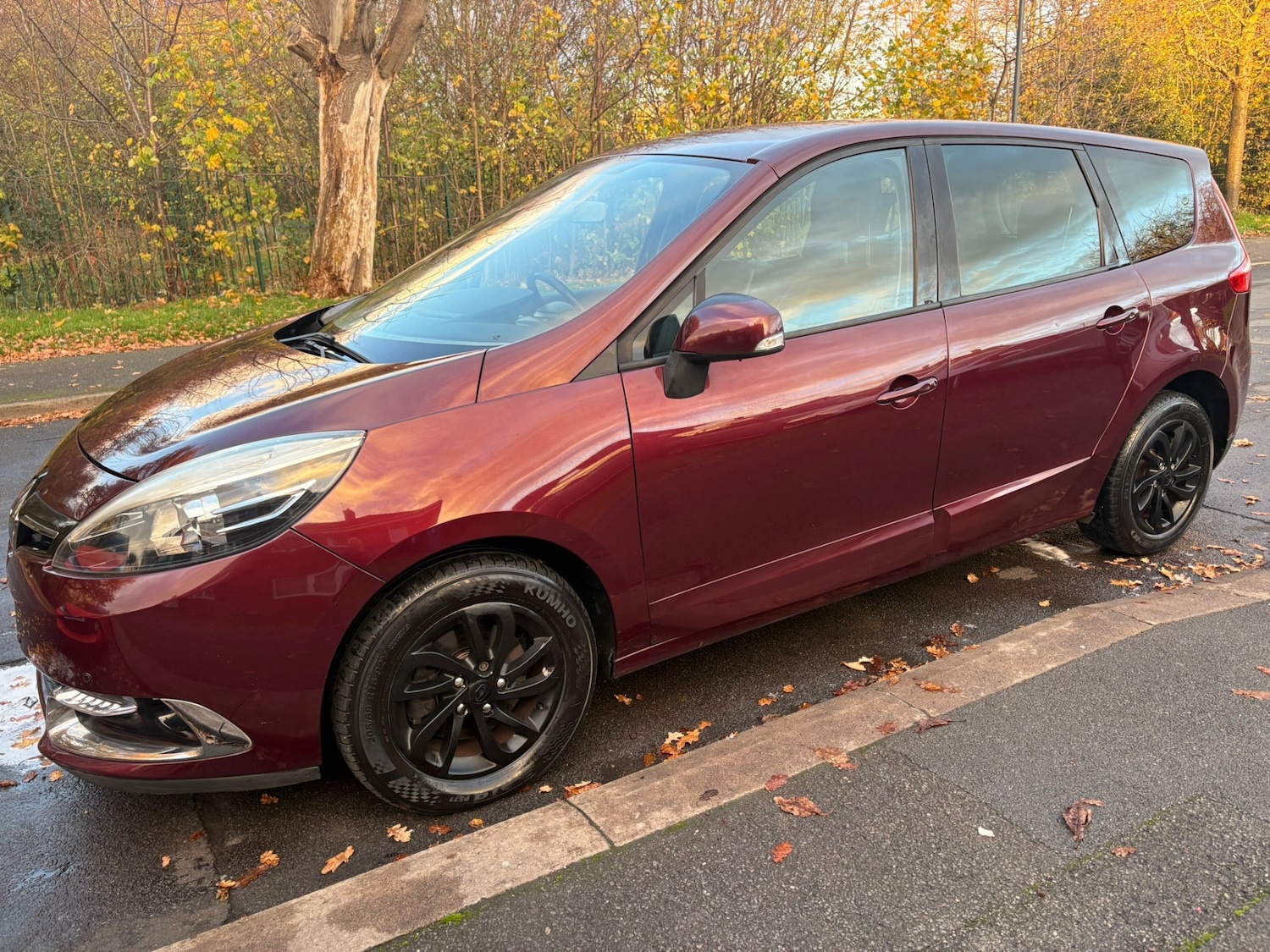 Used Renault Grand Scenic 2014 for sale - 76615434: Photo 1