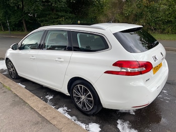 Used Peugeot 308 2015 for sale - 75945421: Photo