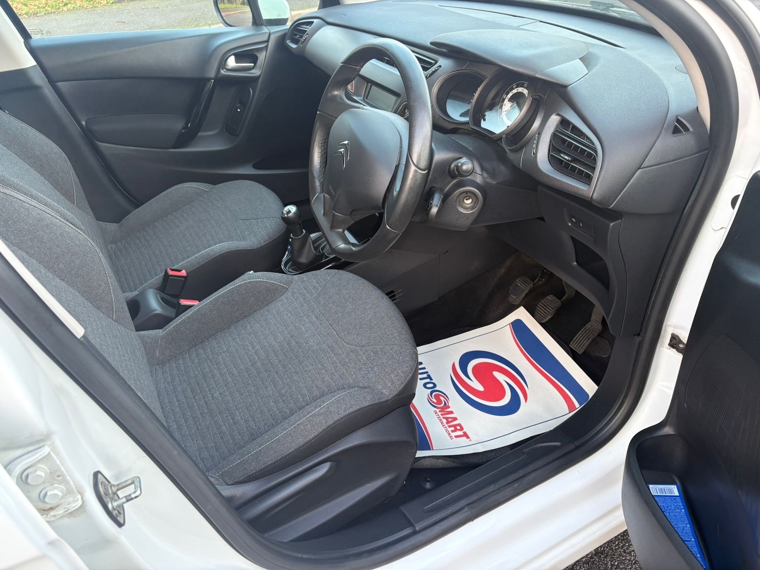 Used Citroen C3 2015 for sale - 75745404: Photo 7