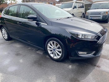 2016 (66) - 1.0 EcoBoost 125 Titanium 5dr