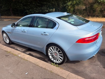 Used Jaguar XE 2015 for sale - 79546760: Photo