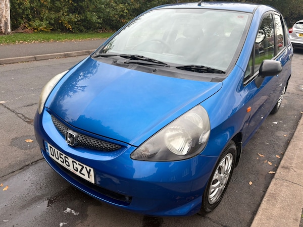 Used Honda Jazz 2006 for sale - 76265707: Photo 2