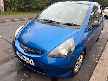 Used Honda Jazz 2006 for sale - 76265707: Photo 2